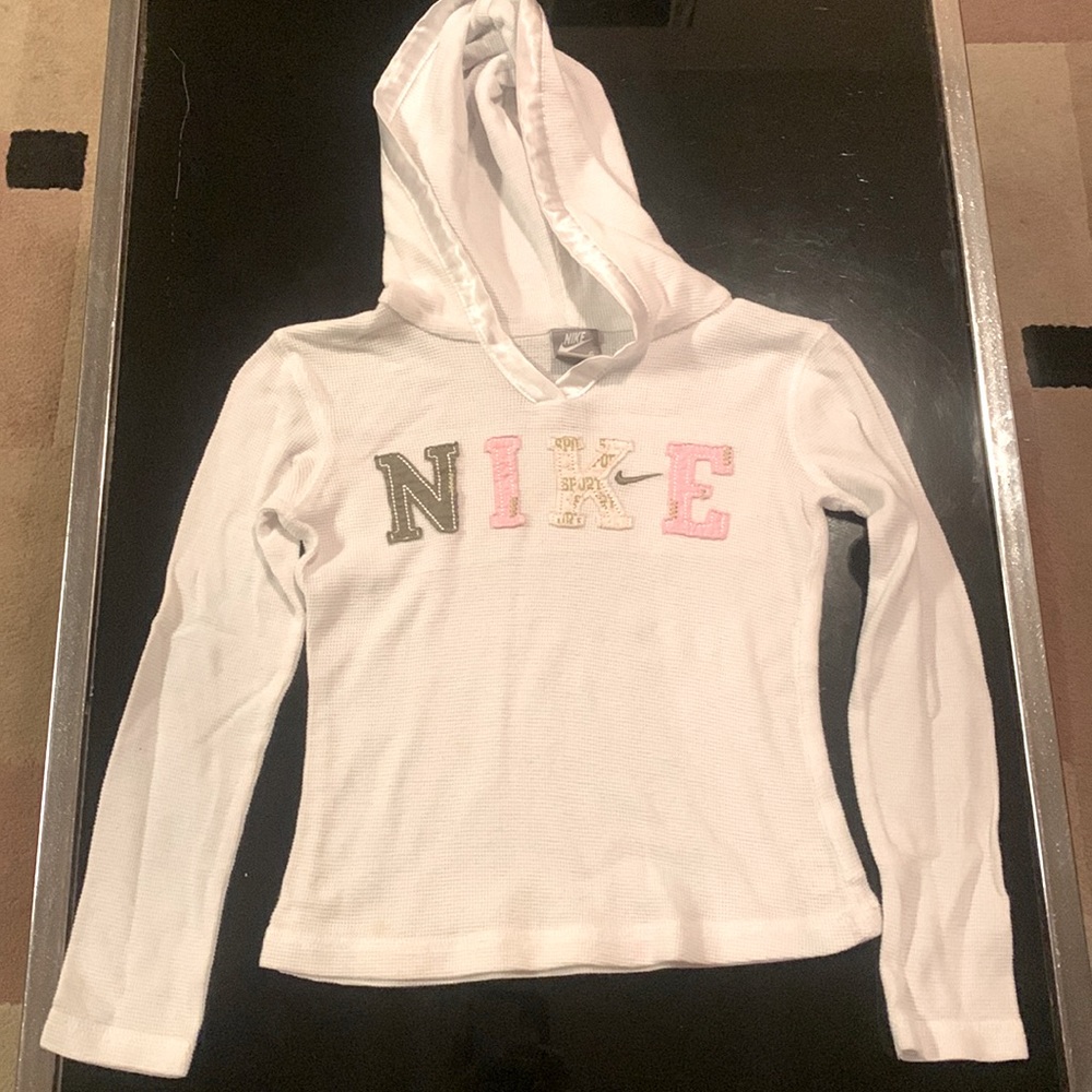 YOUTH Girls (6) Nike Long Sleeve Thermal Hooded Shirt